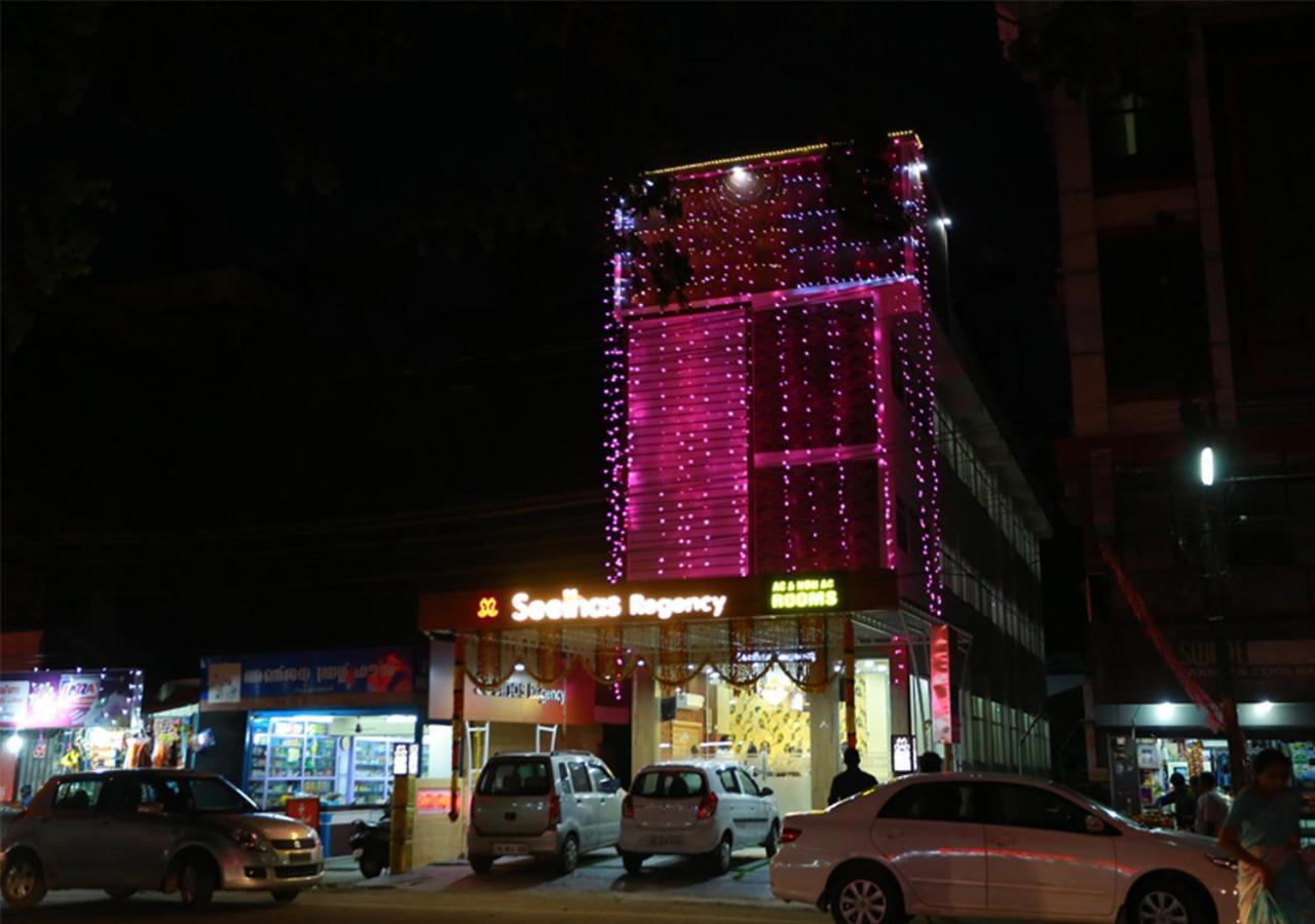Seethas Regency Hotel Guruvayur Room photo